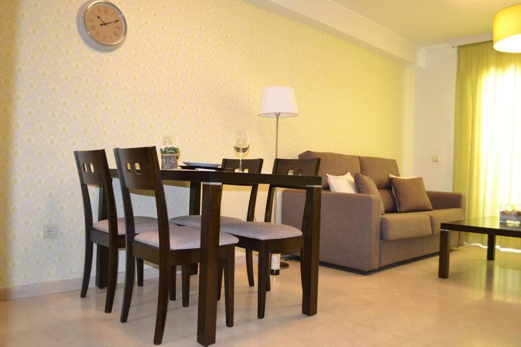 Precioso Apartamento En Primera Linea De Playa En Caleta De Velez Ngoại thất bức ảnh